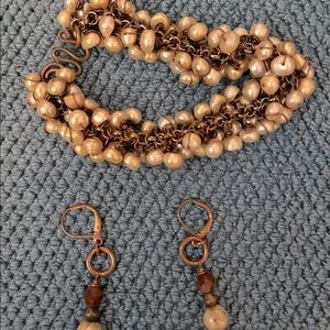 Faux pearl beaded bracelet & earring set